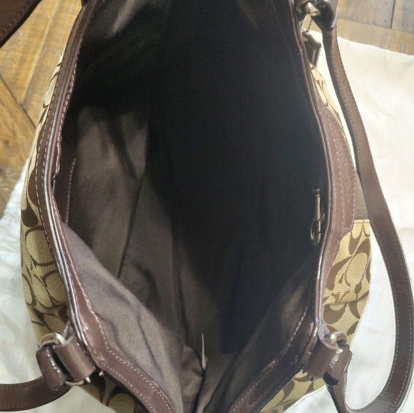 Coach Purse - Picture 3 of 4